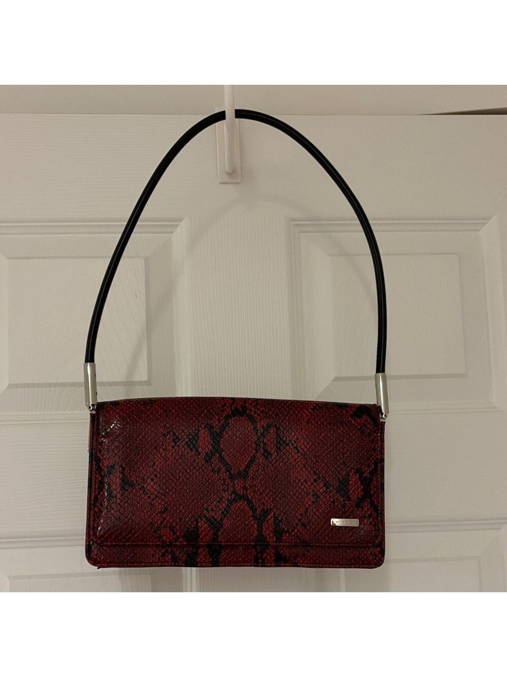 NINE WEST faux snakeskin purse red black shoulder bag multi pockets silver tone
